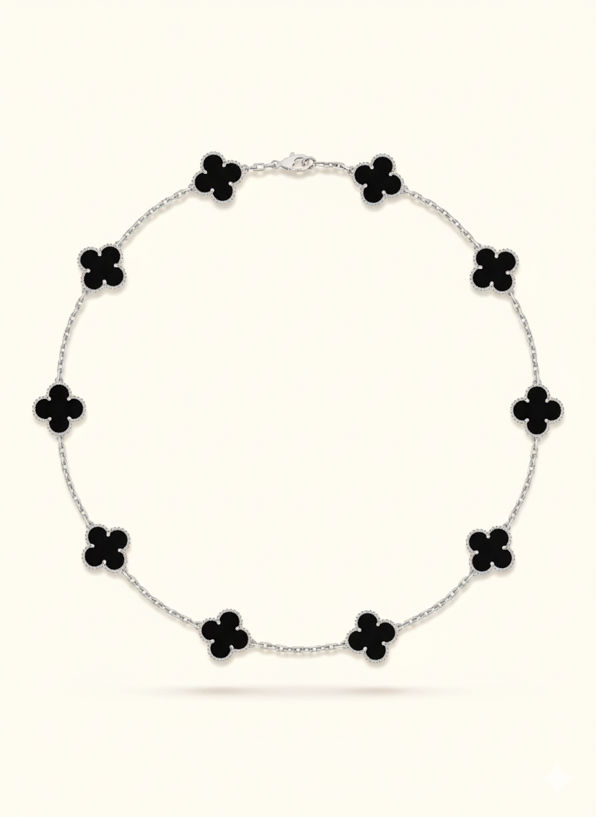 10 Motif Clover Nyaklánc