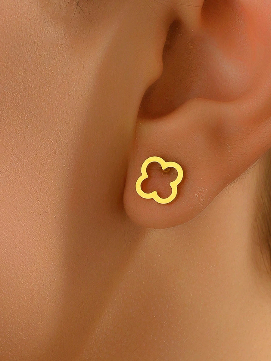 Clover Stud Fülbevaló